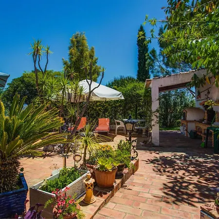 All Are Located In A Finely Restored Quinta Holiday home